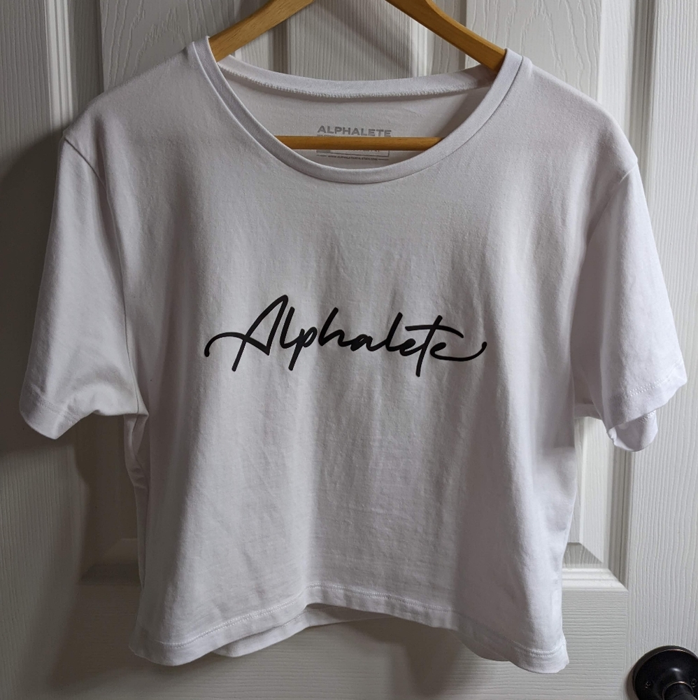 Alphalete Crop Top
